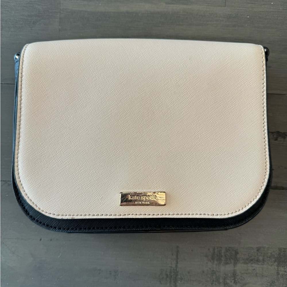 Kate Spade crossbody purse